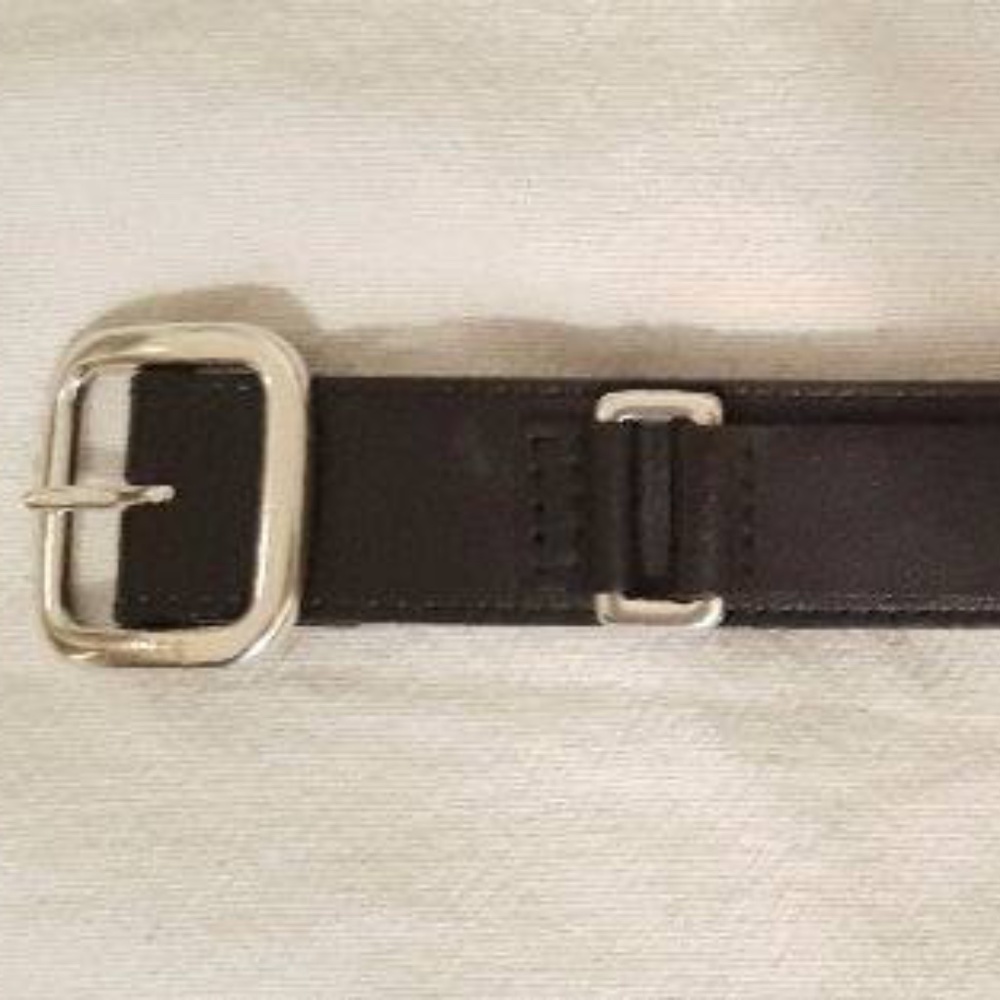 ⚡SOLD⚡ GUESS Genuine Black Leather and Silver Cuff - Picture 2 of 3
